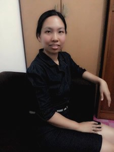 ครูกุ้งเป็นอาจารย์ที่จบมาจากมหาวิทยาลัย ธรรมศาสตร์ เน้นติวข้อสอบ tu-get